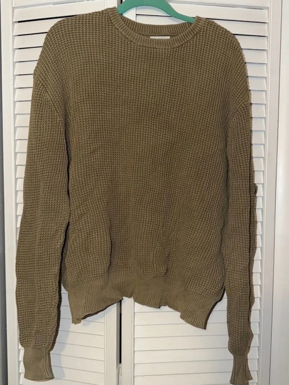Textured Crewneck Sweater in Olive Brown